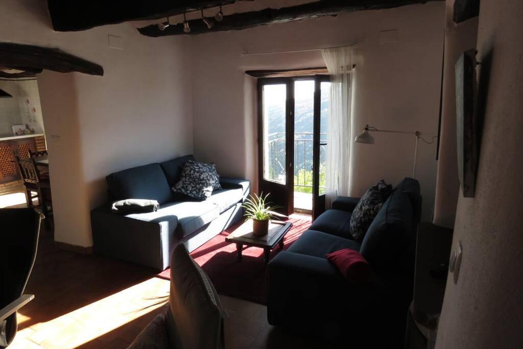 הוילה בוביון Casa La Solea. Vistas Al Pueblo Y La Sierra מראה חיצוני תמונה