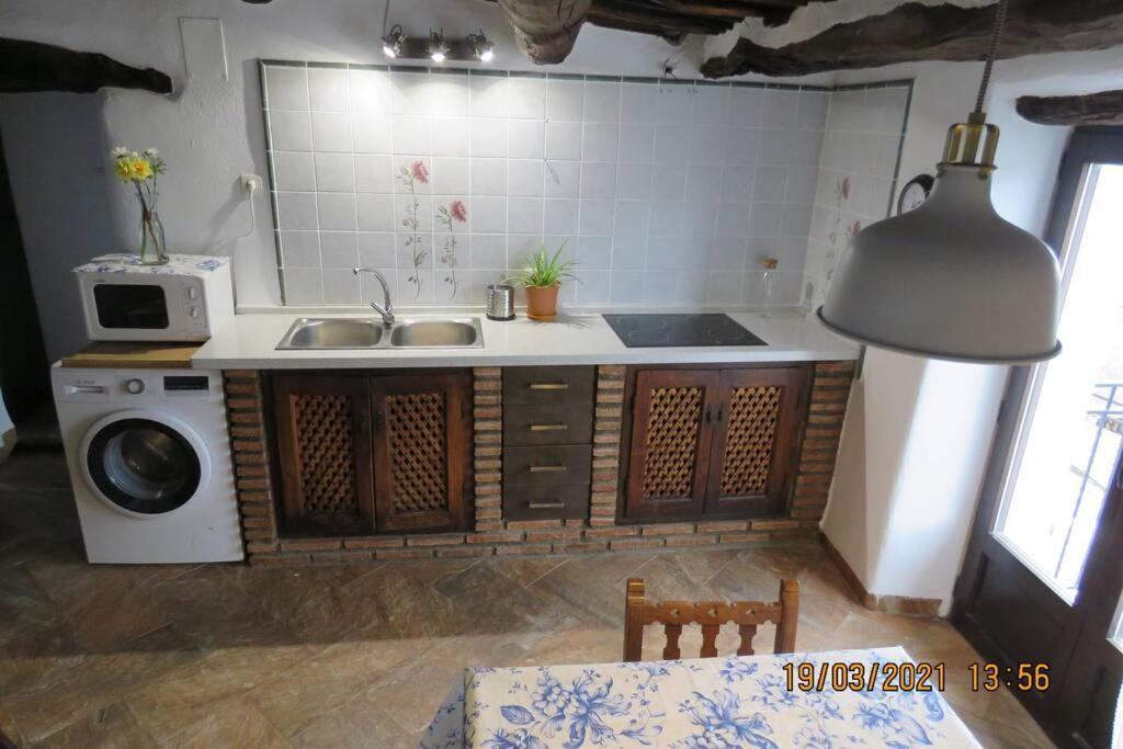 הוילה בוביון Casa La Solea. Vistas Al Pueblo Y La Sierra מראה חיצוני תמונה
